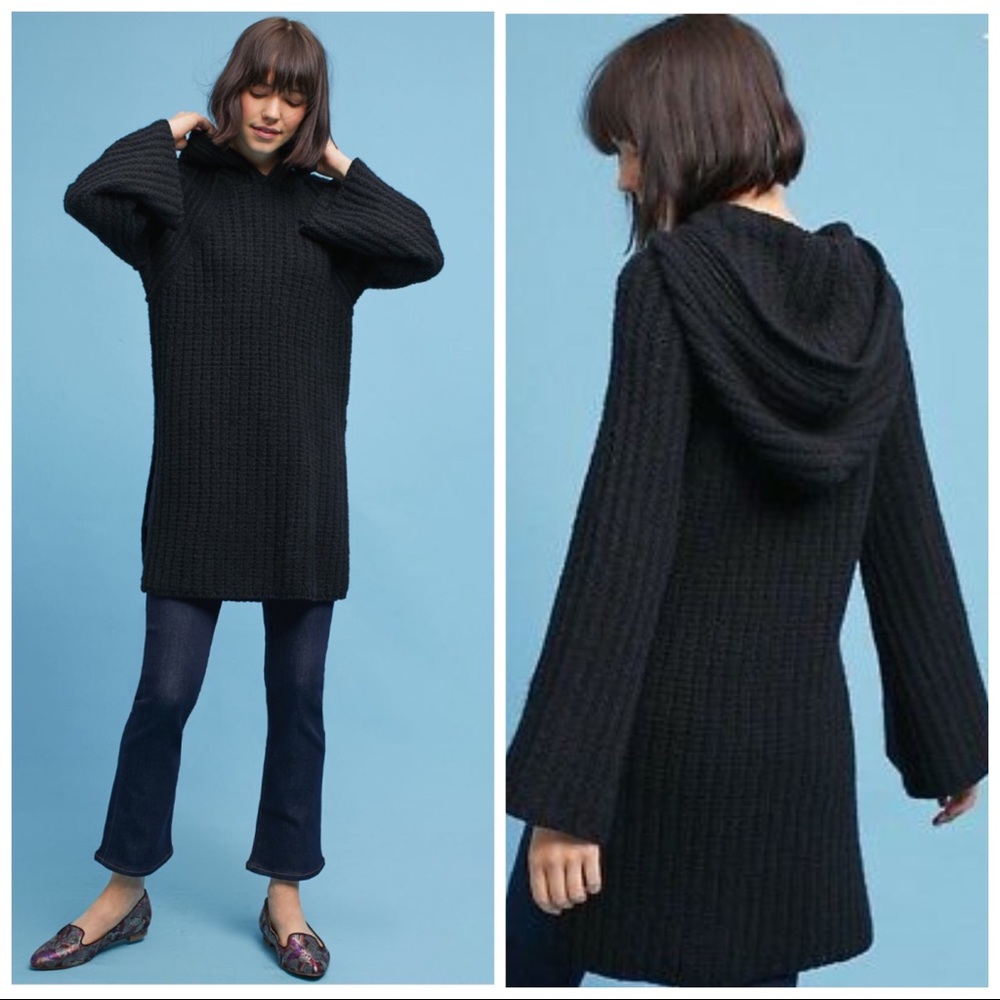 🎉HP🎉 Anthropologie Moth Wide-Sleeved Pullover
